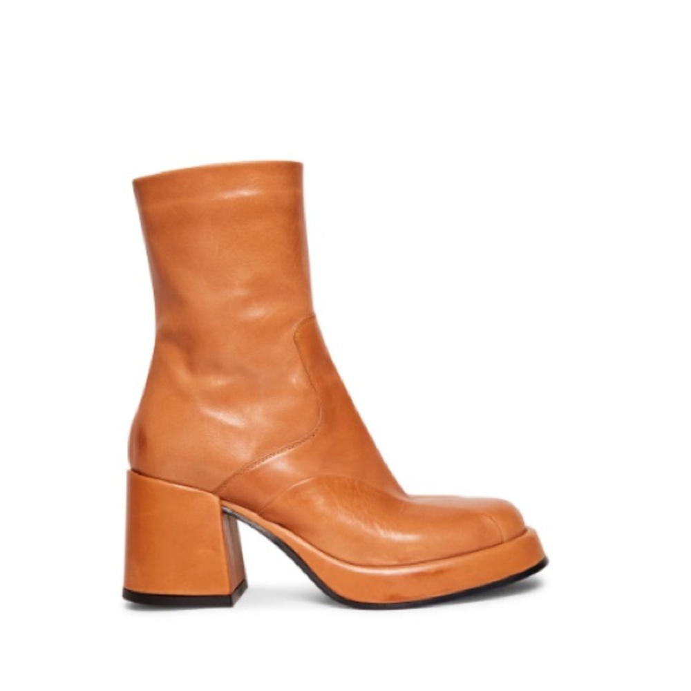 Bernardette tan leather Steve Madden booties